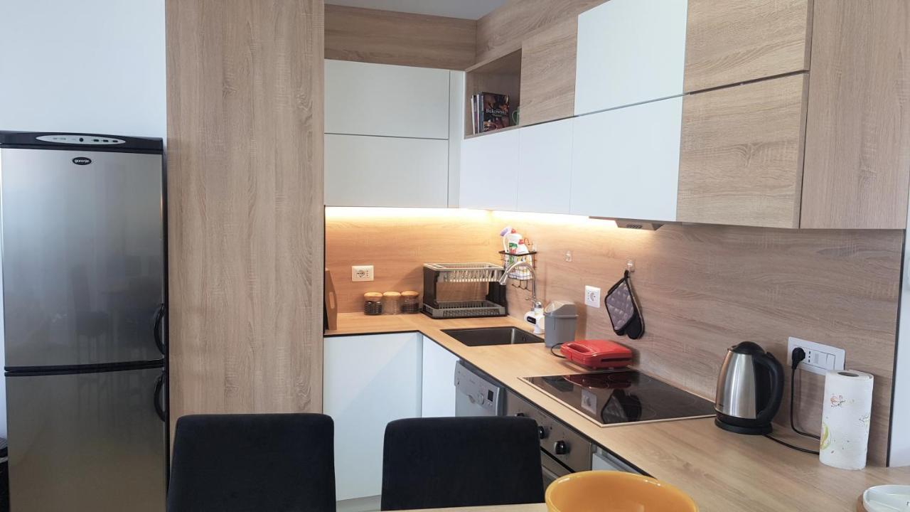M&I Beach Apartment With Sea View ドゥラス エクステリア 写真